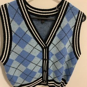 Thrifted patterned sweater vest
